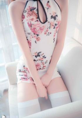 丝袜美女被干冒白浆_1080P电影在线看