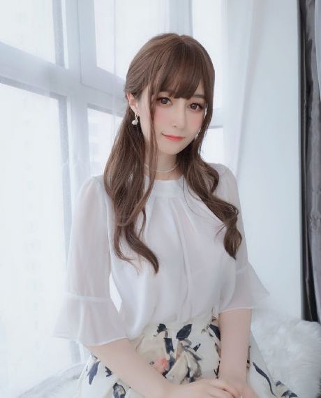 日日摸夜夜添狠狠添_高清高清视频观看