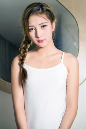 公交掀裙子从后面进去_高清免费全集观看